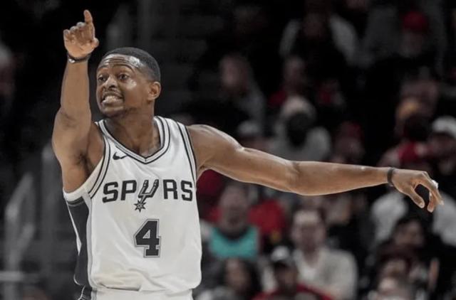 英超直播-福克斯加盟后马刺2胜3负！名记直言保罗该去替补