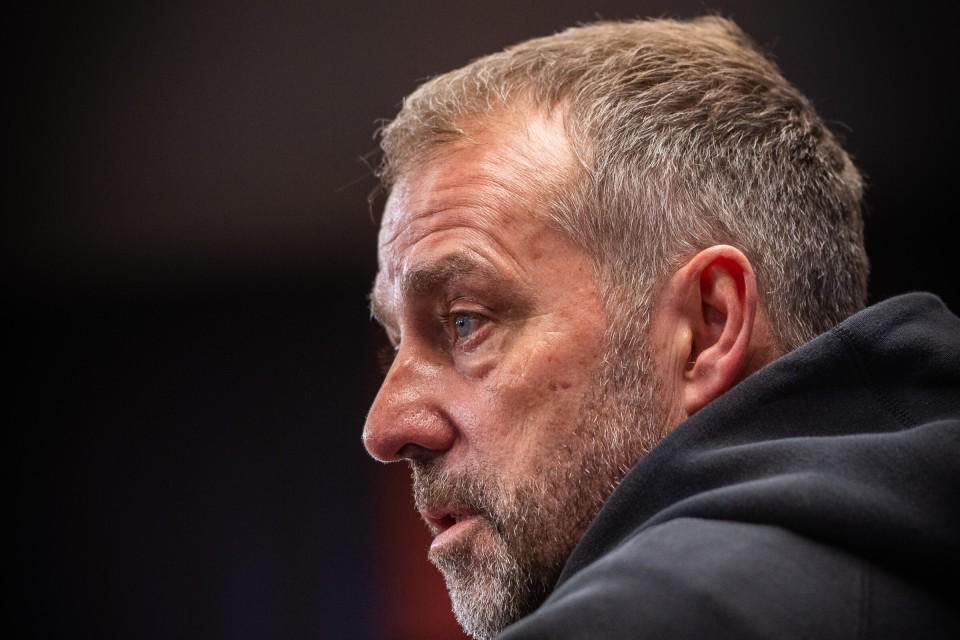 世界杯直播-2选1,巴萨功勋或离队!为了世界杯,1700万年薪不要?弗里克铁血